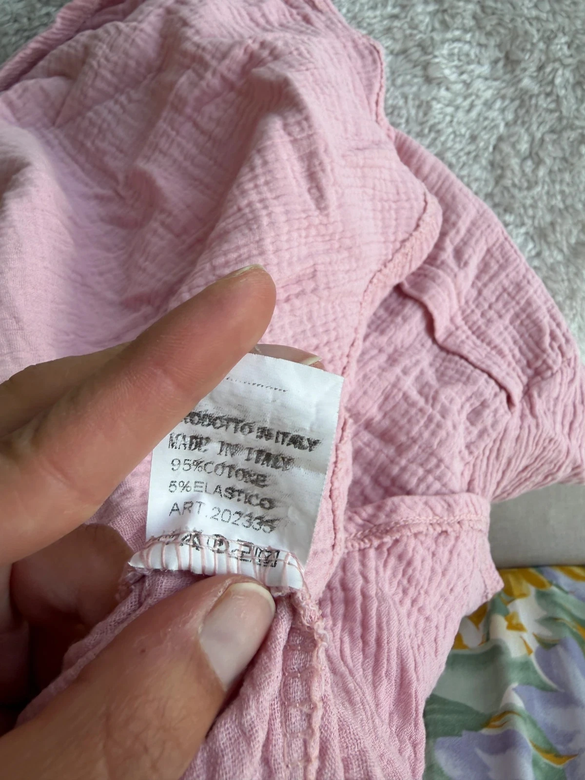 Pink oversized shirt with sequin print on the back – photo 3